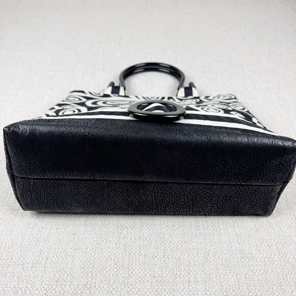 Pee Dee Bee Designes Bag Purse Black White Ribbon Detail 12”x 10” x 5” Handbag - Picture 8 of 13